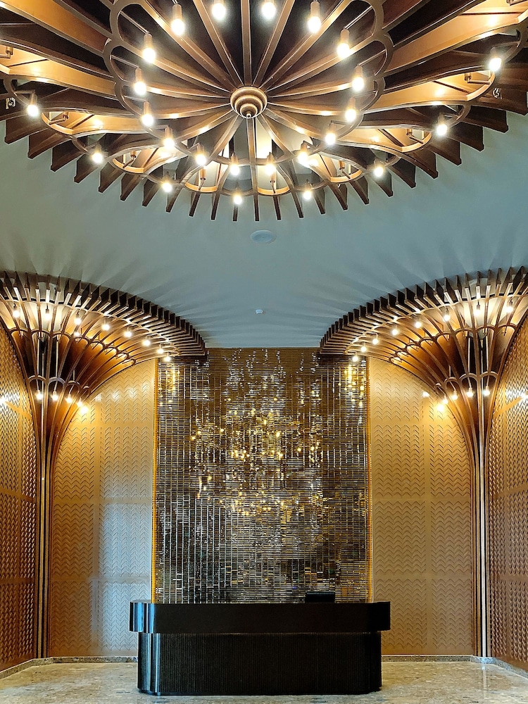 Grand Dafam Signature Airport Yogyakarta photo 5